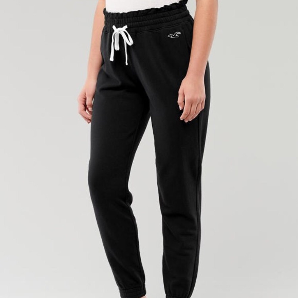 Hollister high rise paper-bag fleece joggers
